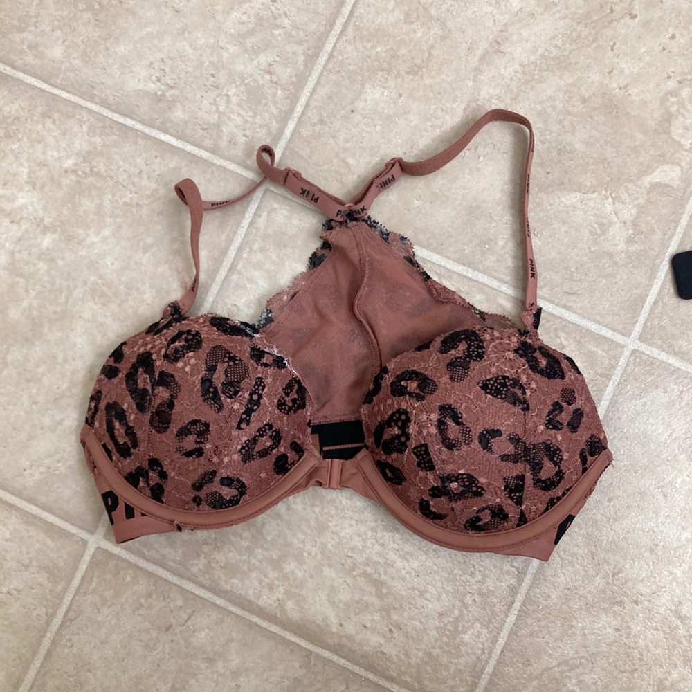 Victoria’s Secret PINK push up bra
